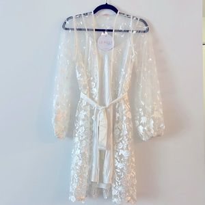 LeRoseGifts Lace bridal robe including slip
